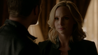 TO512-040~Klaus-Caroline