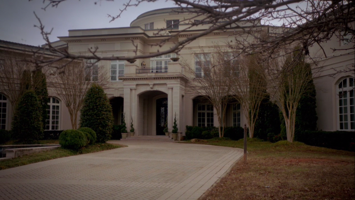 The Mikaelson's Ball, The Vampire Diaries Wiki