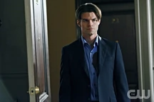 After he was attacked at the dinner party, Elijah comes to Jonas so that he can find Elena.