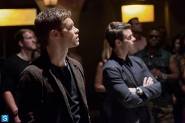 1x07 Bloodletting-Marcel's Army-Vampires-Klaus-Elijah