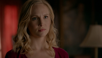 810-033~Stefan-Caroline