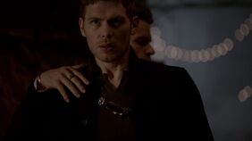 Elijah neutralisiert Klaus.