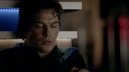 716-081-Damon