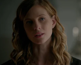 717-086-Valerie~Rayna