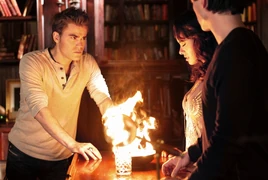 2x10 The Sacrifice-Stefan-Bonnie~Damon-02