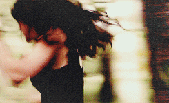 Elena-and-Katherine-The-Vampire-Diaries-5-03-Original-Sin-katherine-pierce-and-elena-gilbert-35847526-245-150.gif