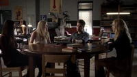 TVD410-072-Elena-Rebekah-Stefan-Caroline.png (2.28 MB)