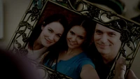 TVD401-044-Miranda-Elena-Grayson-Photo.png (1.95 MB)