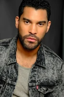 Ulisses Gonsalves as Greg