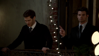 TO214-094-Klaus-Elijah