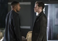 4x09 Queen Death Marcel-Klaus.jpg (255 KB)