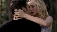 Klaus Mikaelso and Caroline forbes in episode 100