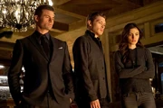 3x12 Dead Angels~Elijah-Klaus-Hayley