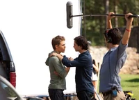 Vampire-diaries-season-2-kill-or-be-killed-bts-photos-6.jpg (26 KB)