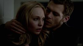 Klaroline-klaus-and-caroline-31366534-1280-720