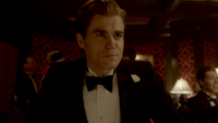 TVD303-009-Flashback-Stefan