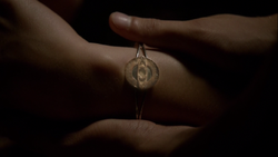 Davinabracelet1.png