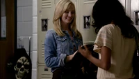 TVD107-037-Caroline~Bonnie.png (1.87 MB)