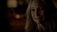 Caroline 6 TVD 5x05