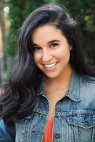 Nicole Lamb as Valentina