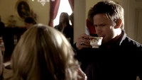 TVD214-057~Jenna-Alaric.png (1.82 MB)