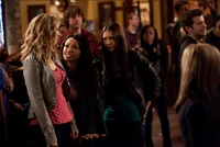 2x16 The House Guest-Caroline-Bonnie-Elena.png (950 KB)