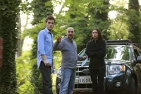 1x06-Lost Girls-BTS (2).jpg (103 KB)