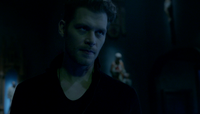 TO408-099-Klaus~Davina