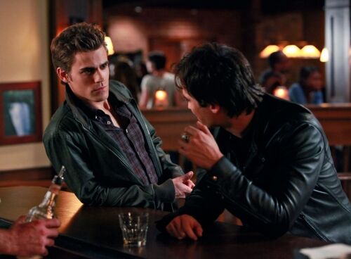 The Vampire Diaries: Episódio piloto - Mundo de Series