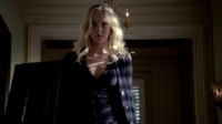 6X19-49-Caroline