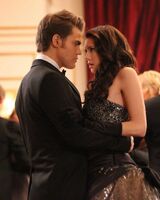 3x14 Dangerous Liaisons-Stefan-Elena