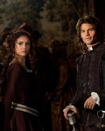 Katherine Und Elijah Vampire Diaries Wiki Fandom The vampire diaries is a supernatural drama/romance based around elena gilbert who falls in love with a 163 year old vampire. elijah vampire diaries wiki fandom