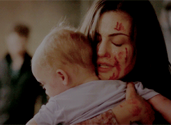 Hope-Hayley-3x02.gif