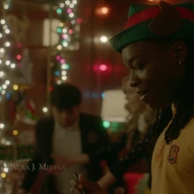 Download This Christmas Was Surprisingly Violent The Vampire Diaries Wiki Fandom Yellowimages Mockups