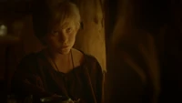 TO203-043-Flashback-Young Klaus-Starling Necklace.png (1.01 MB)