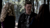 TVD318-016~Caroline-Matt~Elena