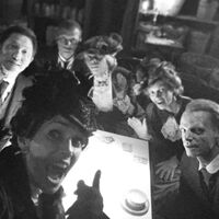 Mama-salvatore-and-her-traveling-companions.jpg (40 KB) Mama Salvatore and her traveling companions