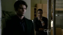 Saison-2-episode-9-katerina-elijah-Jonas-Martin