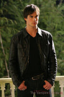 1x01 Pilot-Damon-02