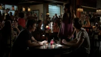 TVD504-028-Damon-Elena~Stefan.png (2.43 MB)
