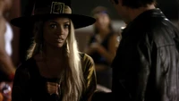 TVD107-103-Halloween Party-Bonnie~Damon.png (2.04 MB)
