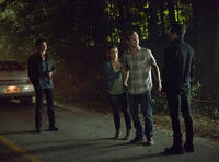 8x01 Hello Brother 5.jpg (320 KB)