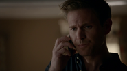 722-039~Caroline-Alaric