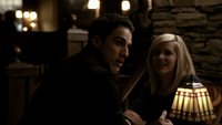 TVD117-131-Tyler-Hostess