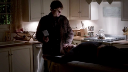 Kol taunts Jeremy.png