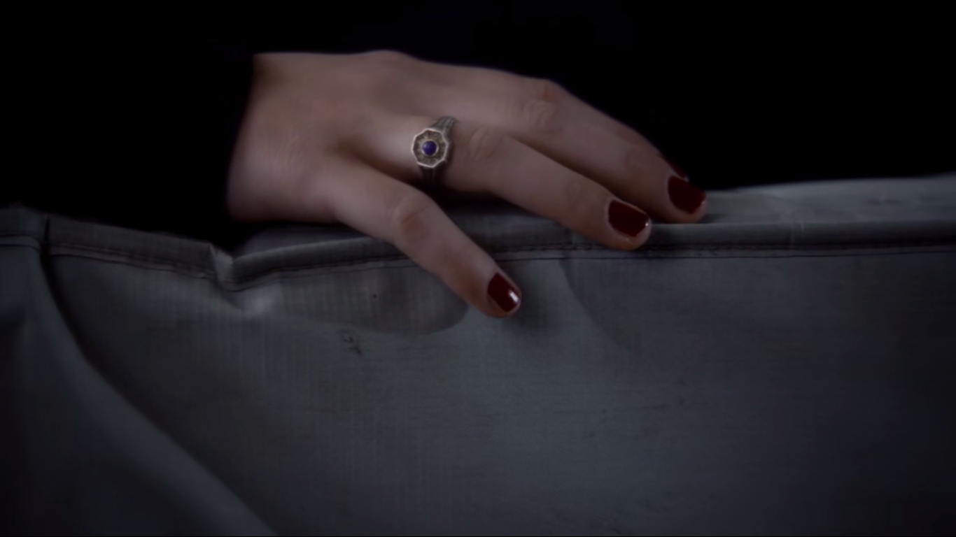 Amazon.com: LUREME Daylight Walking Signet Damon's Ring for Fans-O  (04001478-1) Size 7: Clothing, Shoes & Jewelry