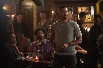 5x02 One Wrong Turn on Bourbon-Marcel 2