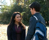 2x17 Know Thy Enemy-Bonnie~Jeremy.jpg (358 KB)