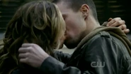 Brady and Jules kiss.