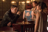 1x02 House of the Rising Son-Klaus-Sophie